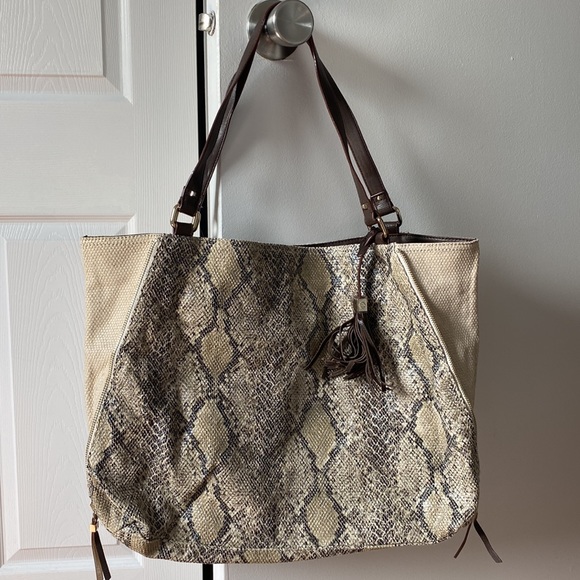 Stella and Dot Purse - Picture 4 of 5